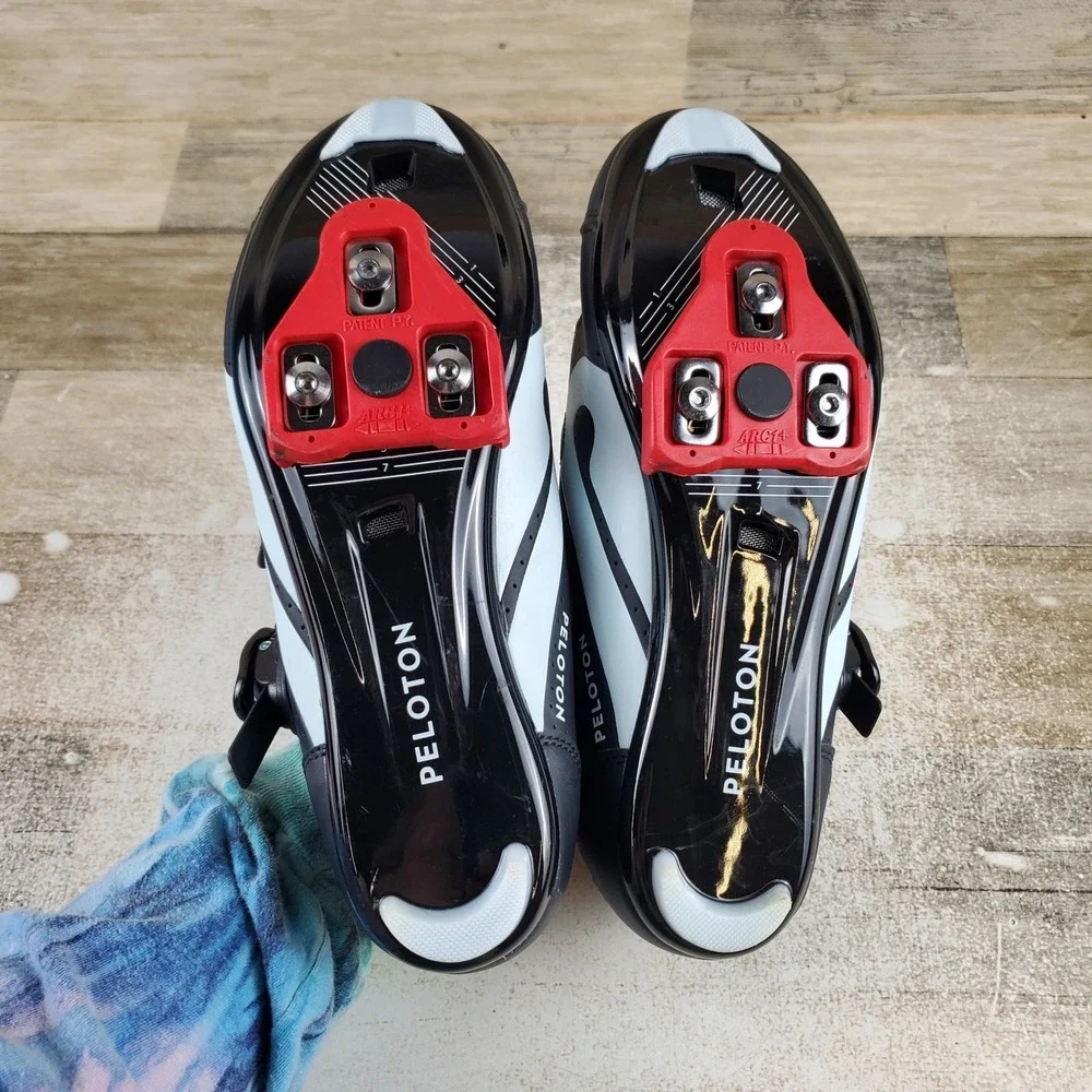 Peloton Womens Cycling Shoe Sz 8 Black Adjustable Buckle Dual Hook & Loop Straps